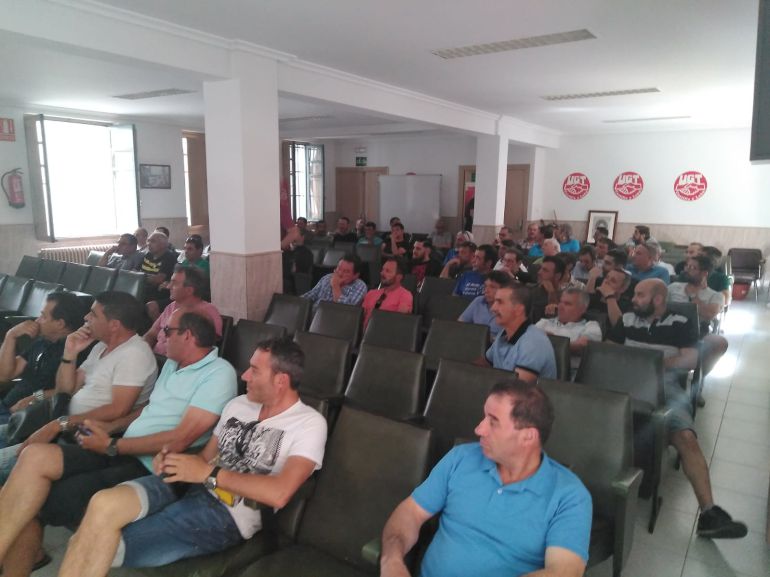 La asamblea se celebró en los locales de UGT en Ponferrada La asamblea se celebró en los locales de UGT en Ponferrada