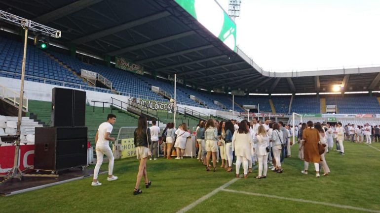 Imagen de la fiesta privada de PITMA en el Sardinero. Imagen de la fiesta privada de PITMA en el Sardinero.