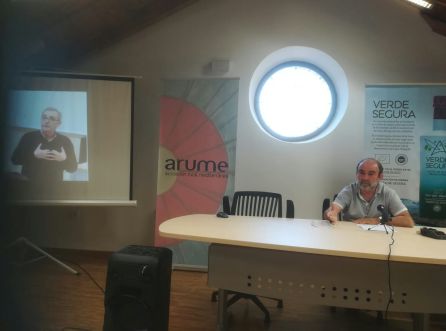 David Avilés participando en las jorandas de asociación rural mediterránea (ARUME) David Avilés participando en las jorandas de asociación rural mediterránea (ARUME)