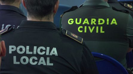 Numerosos agentes de la guardia civil y policia se han mostrado interesados en la jornada formativa Numerosos agentes de la guardia civil y policia se han mostrado interesados en la jornada formativa