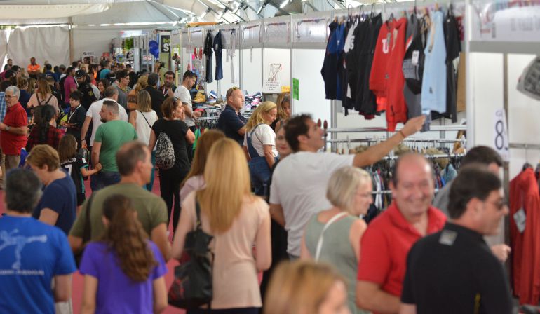Sansestock es una feria llena de oportunidades tanto para los pequeños comercios urbanos como para los clientes Sansestock es una feria llena de oportunidades tanto para los pequeños comercios urbanos como para los clientes