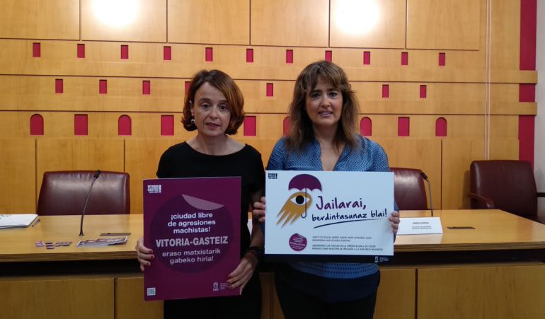 Mireia Espiau, jefa del servicio de igualdad, y Jaione Aguirre, concejala de igualdad Mireia Espiau, jefa del servicio de igualdad, y Jaione Aguirre, concejala de igualdad
