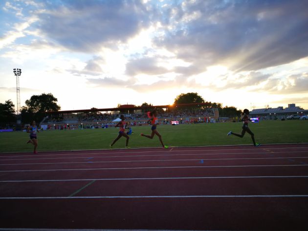 Atletismo. Juan Miguel Echevarría, Oscar Husillos, Lucas Búa e Iván Pedroso fueron los protagonistas del Meeting Internacional de Atletismo de Guadalajara: El mejor atletismo hizo vibrar a los espectadores de Guadalajara Atletismo. Juan Miguel Echevarría, Oscar Husillos, Lucas Búa e Iván Pedroso fueron los protagonistas del Meeting Internacional de Atletismo de Guadalajara: El mejor atletismo hizo vibrar a los espectadores de Guadalajara