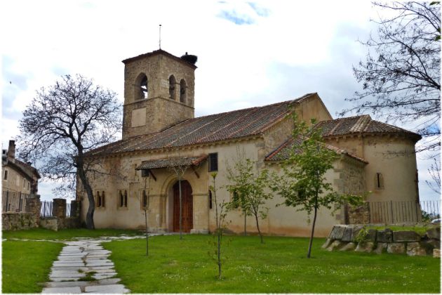 Iglesia románica de Torrecaballeros (Segovia) Iglesia románica de Torrecaballeros (Segovia)