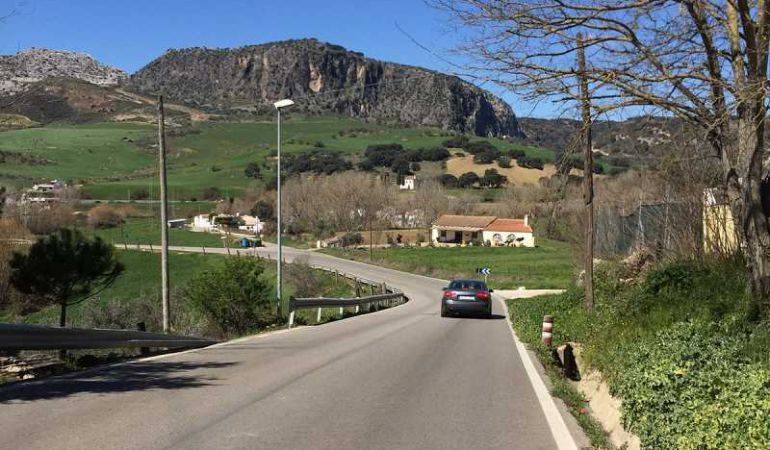 La Junta invierte 7 millones de euros en las carreteras de la comarca La Junta invierte 7 millones de euros en las carreteras de la comarca