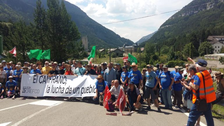 Canfranc, la lucha de un pueblo Canfranc, la lucha de un pueblo