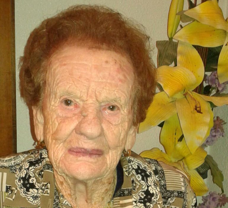 Virtudes Tomás, anciana de 111 años, vecina de Villena Virtudes Tomás, anciana de 111 años, vecina de Villena