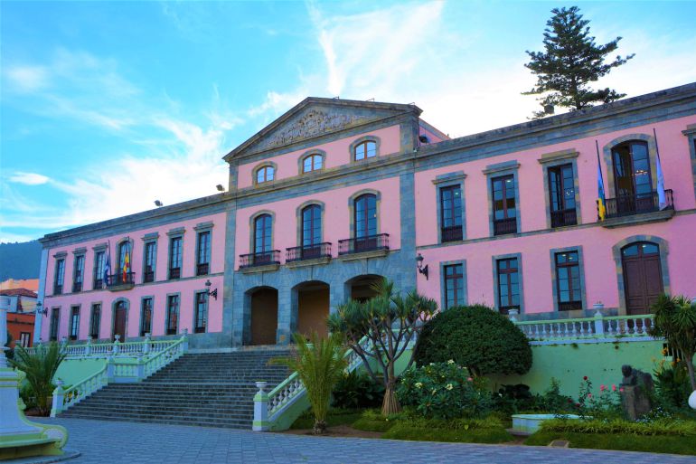 El Ayuntamiento de La Orotava decreta tres días de luto oficial El Ayuntamiento de La Orotava decreta tres días de luto oficial