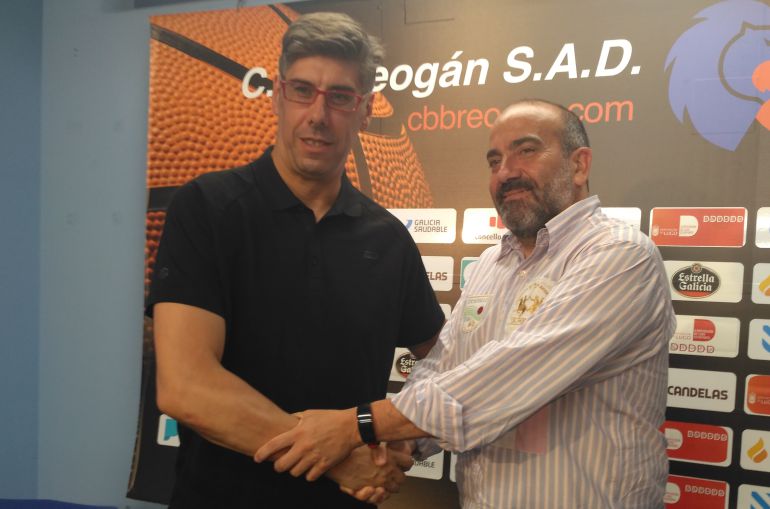 Quique Fraga, el nuevo director deportivo del Breogán, con el presidente celeste, Suso Lázare Quique Fraga, el nuevo director deportivo del Breogán, con el presidente celeste, Suso Lázare