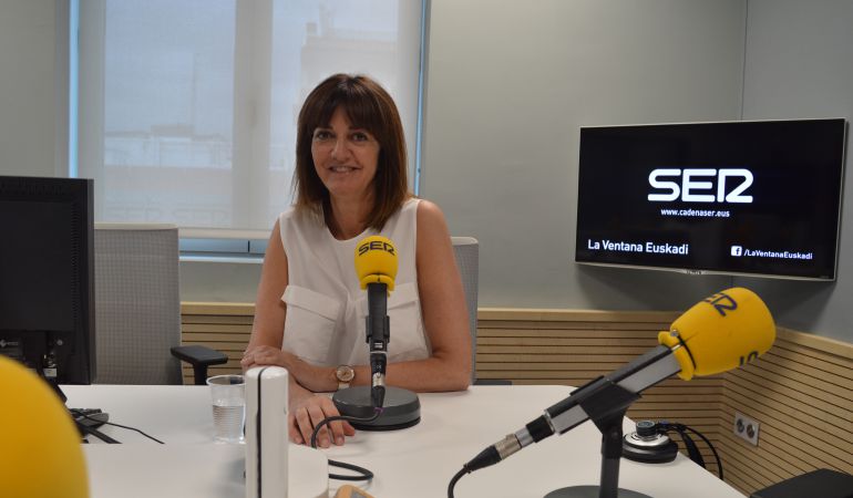 Mendia sobre la OPE de Osakidetza: "No se han hecho las cosas del todo bien" Mendia sobre la OPE de Osakidetza: "No se han hecho las cosas del todo bien"