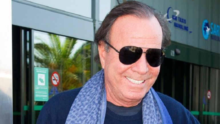 Julio Iglesias en una imagen de archivo Julio Iglesias en una imagen de archivo