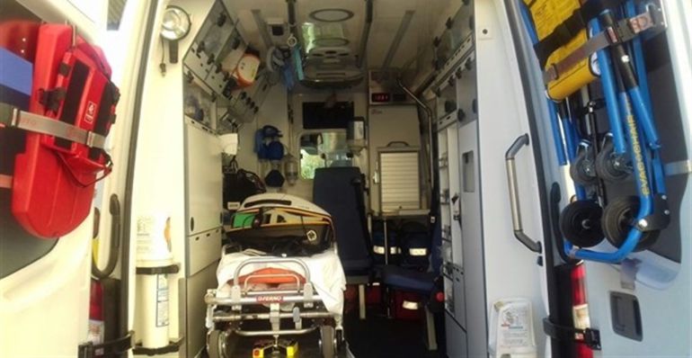 Interior de una ambulancia. Interior de una ambulancia.