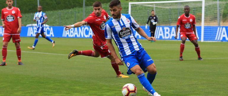 Un momento del partido Un momento del partido