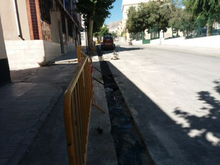 Trabajos en la calle Luis Carvajal Trabajos en la calle Luis Carvajal