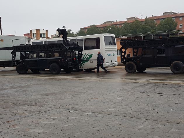 13 nuevos policías nacionales superan las pruebas y se incorporan al GEO. 400 aspirantes presentaron solicitud: De 400 aspirantes sólo 13 policías nacionales superan el XXIX curso de acceso al GEO 13 nuevos policías nacionales superan las pruebas y se incorporan al GEO. 400 aspirantes presentaron solicitud: De 400 aspirantes sólo 13 policías nacionales superan el XXIX curso de acceso al GEO