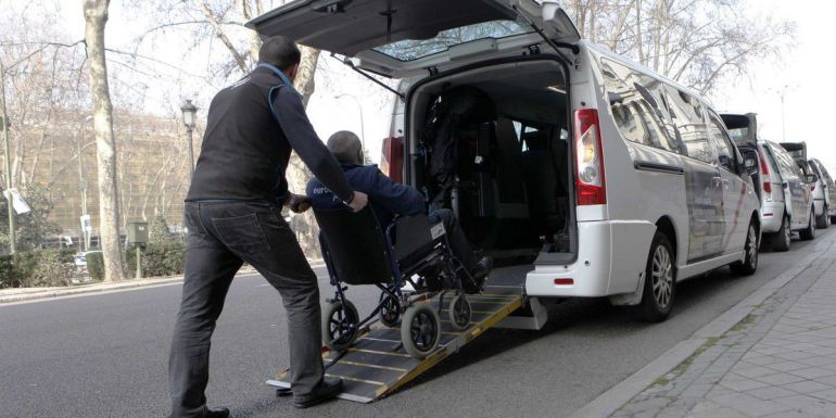 Eurotaxi, taxi para discapacitados Eurotaxi, taxi para discapacitados