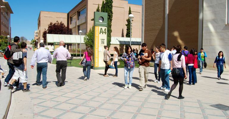 La Universidad de Jaén en época de clases. La Universidad de Jaén en época de clases.