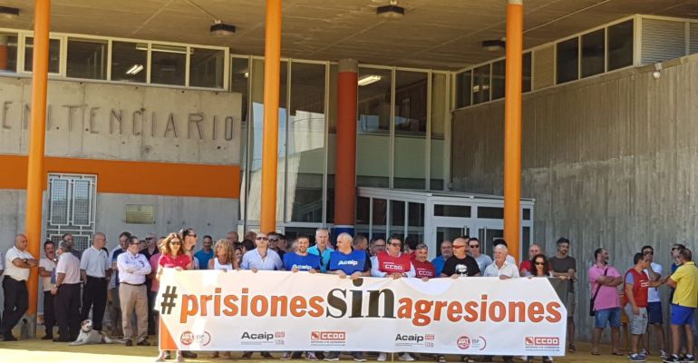 Concentración de funcionarios en la cárcel de A Lama (Pontevedra) Concentración de funcionarios en la cárcel de A Lama (Pontevedra)