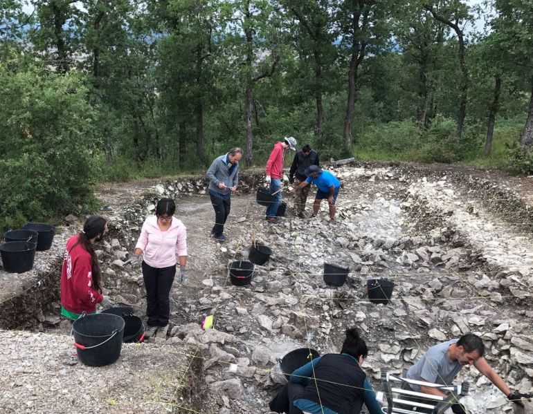 Cantera sílex: Encuentran en Treviño el pico minero más antiguo de la península Cantera sílex: Encuentran en Treviño el pico minero más antiguo de la península