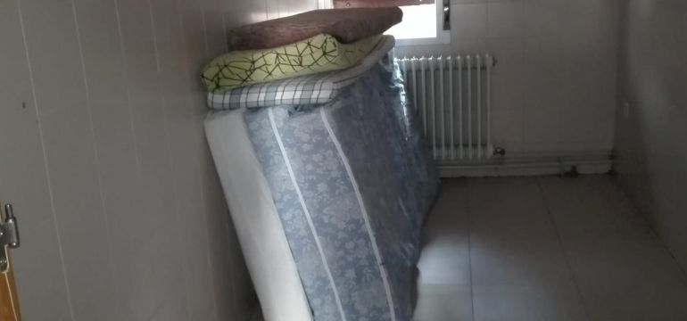 Imagen de una de las habitaciones del Centro de Acogida de Primera Instancia de la Comunidad de Madrid, en Hortaleza Imagen de una de las habitaciones del Centro de Acogida de Primera Instancia de la Comunidad de Madrid, en Hortaleza