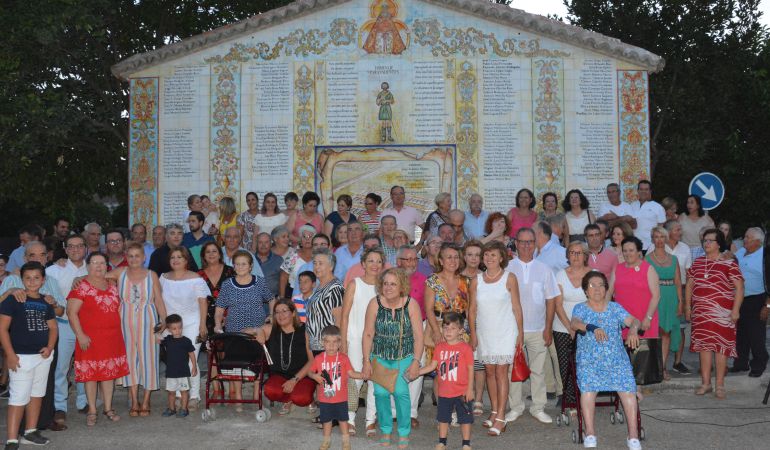 Los 148 colonos que poblaron Llanos del Sotillo, inmortalizados en un mural Los 148 colonos que poblaron Llanos del Sotillo, inmortalizados en un mural
