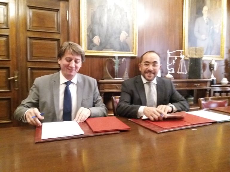 Carlos Martínez, alcalde de Soria, y Luis Rey, presidente de la Diputación provincial. Carlos Martínez, alcalde de Soria, y Luis Rey, presidente de la Diputación provincial.