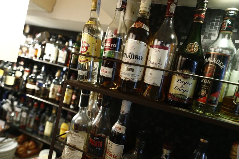 Calviá plantea el cierre de los locales que vendan alcohol a menores Calviá plantea el cierre de los locales que vendan alcohol a menores