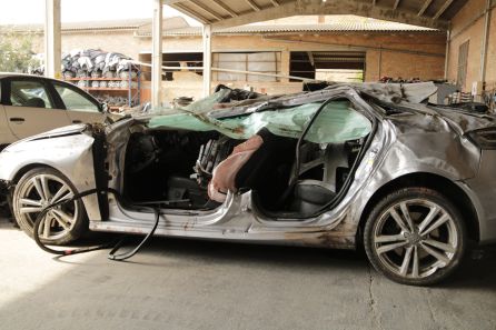 L'accident, amb un sol vehicle implicat,va fer tres morts i dos ferits greus. L'accident, amb un sol vehicle implicat,va fer tres morts i dos ferits greus.