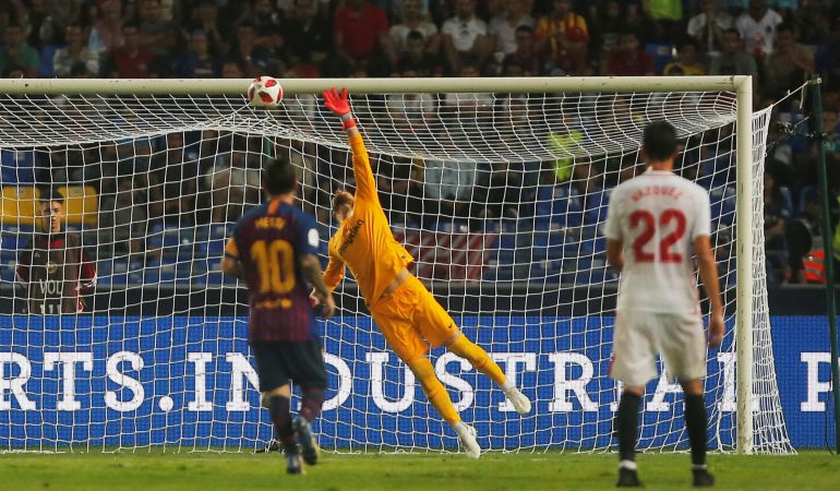 Ben Yedder falló en el último instante Ben Yedder falló en el último instante