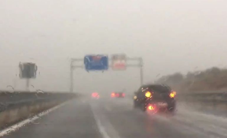 La tormentas llegan a la Región y descargan lluvia y granizo con fuerza en el Noroeste La tormentas llegan a la Región y descargan lluvia y granizo con fuerza en el Noroeste