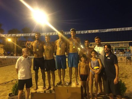Sanfelix y Pérez en lo alto del podio Sanfelix y Pérez en lo alto del podio