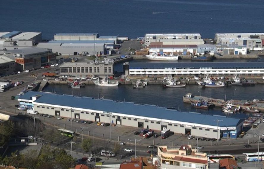 Preocupación entre las empresas del puerto pesquero por una "brutal" subida de tasas