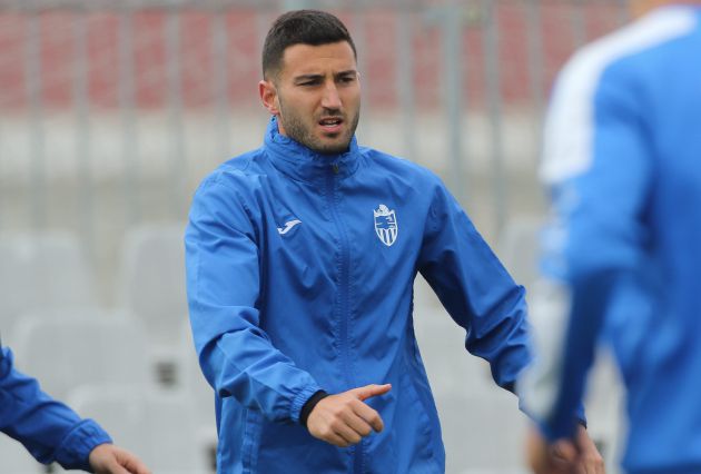 El UCAM anuncia la llegada del portero Curro Harillo y el Jumilla la del lateral Migue El UCAM anuncia la llegada del portero Curro Harillo y el Jumilla la del lateral Migue