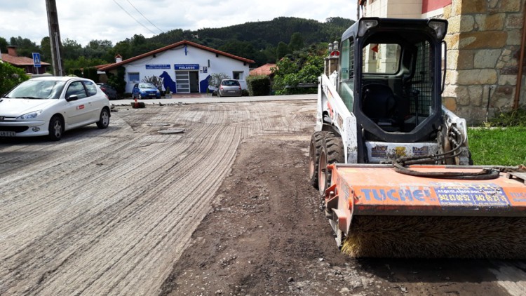 Piélagos finaliza la reparación y pavimentación de viales en Vioño y Quijano