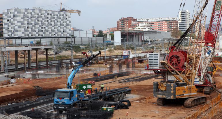 Obras de la futura estación de la Sagrera en Barcelona Obras de la futura estación de la Sagrera en Barcelona