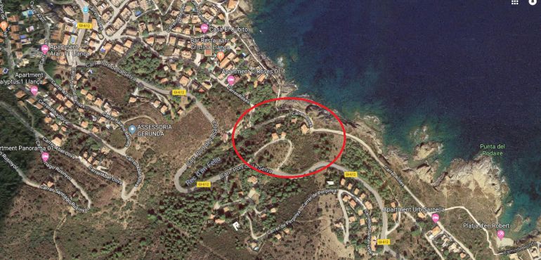 SOS Costa Brava alerta sobre un projecte urbanístic a Llançà: SOS Costa Brava alerta d'un nou projecte urbanístic a primera línia de mar SOS Costa Brava alerta sobre un projecte urbanístic a Llançà: SOS Costa Brava alerta d'un nou projecte urbanístic a primera línia de mar