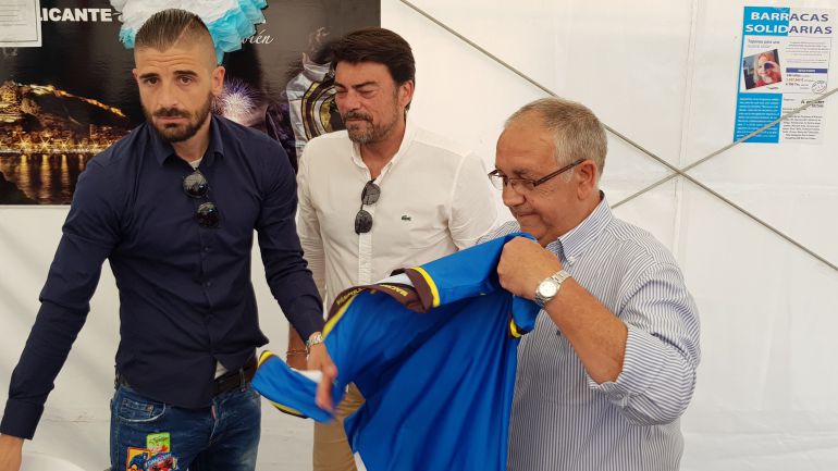 Portillo, Luis Barcala, alcalde de Alicante, y Quique Hernández, presidente del Hércules CF Portillo, Luis Barcala, alcalde de Alicante, y Quique Hernández, presidente del Hércules CF