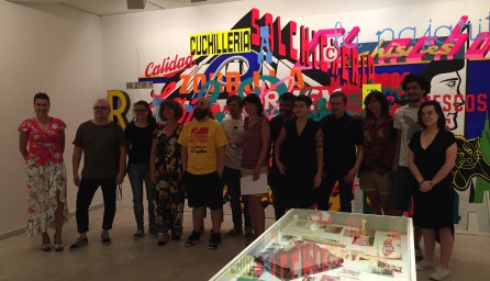 Ana Redondo, concejala de Cultura, junto a los 13 artistas de la exposición Ana Redondo, concejala de Cultura, junto a los 13 artistas de la exposición
