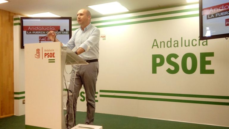 El PSOE de Málaga asegura que la prioridad del partido son los servicios públicos: PSOE-Málaga asegura que la prioridad del partido son los servicios públicos El PSOE de Málaga asegura que la prioridad del partido son los servicios públicos: PSOE-Málaga asegura que la prioridad del partido son los servicios públicos