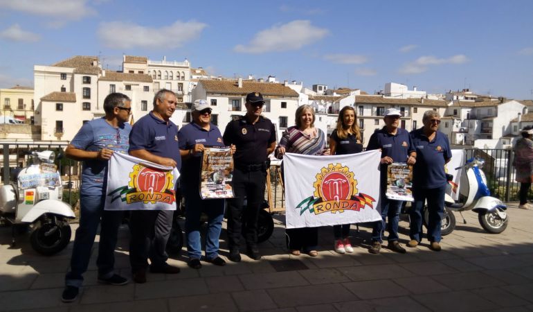 El evento ha sido organizado por El Vespa Club Ronda, con la colaboración del Ayuntamiento El evento ha sido organizado por El Vespa Club Ronda, con la colaboración del Ayuntamiento