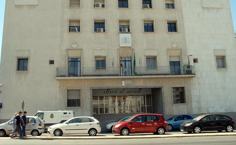 Fachada de la Audiencia Provincial de Huelva Fachada de la Audiencia Provincial de Huelva