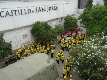 Miembros de la UME reuniéndose antes de la carrera Miembros de la UME reuniéndose antes de la carrera
