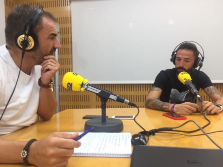 Pedro Morata, entrevistando a José Luis Morales Pedro Morata, entrevistando a José Luis Morales