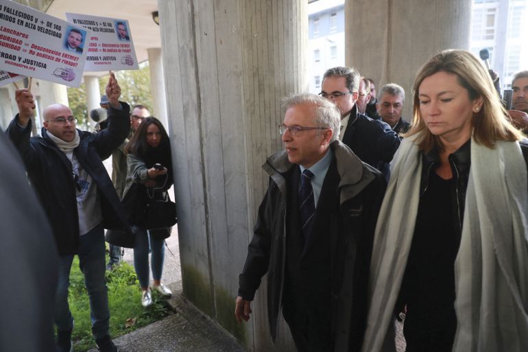 Antonio Lanchares a la entrada de los juzgados de Santiago Antonio Lanchares a la entrada de los juzgados de Santiago