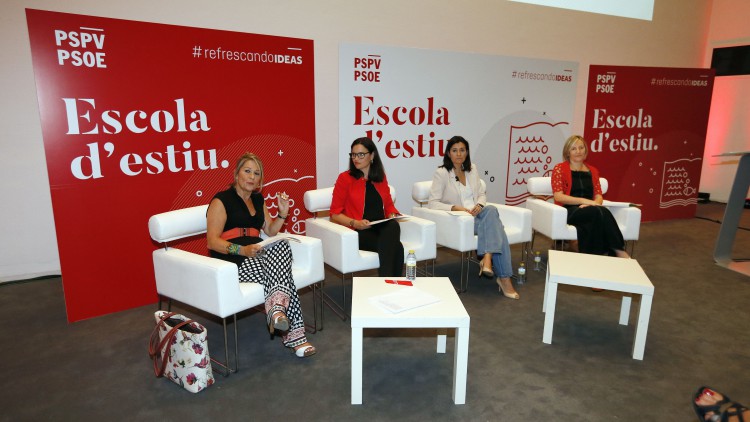 Los socialistas reivindican su papel en el avance de la igualdad y los derechos de los ciudadanos