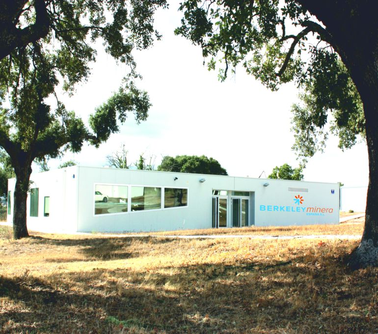 Empresa Inversión Salamanca Berkeley Minería Administración: La minera Berkely, pendiente de recibir en breve la Licencia Urbanística Empresa Inversión Salamanca Berkeley Minería Administración: La minera Berkely, pendiente de recibir en breve la Licencia Urbanística