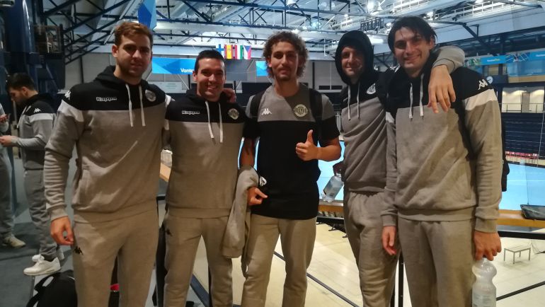 Los jugadores del ABANCA Ademar tras el entrenamiento Los jugadores del ABANCA Ademar tras el entrenamiento