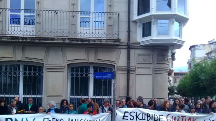 Las empleadas del hogar están como al inicio de la revolución industrial
