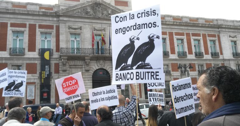 Sánchez anuncia que el Estado se personará contra la venta de vivienda pública a fondos buitres Sánchez anuncia que el Estado se personará contra la venta de vivienda pública a fondos buitres