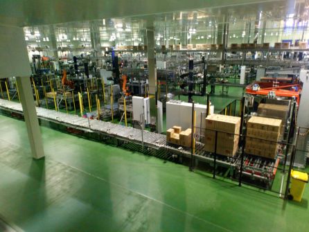 Linea de envasado de la nueva fábrica Linea de envasado de la nueva fábrica